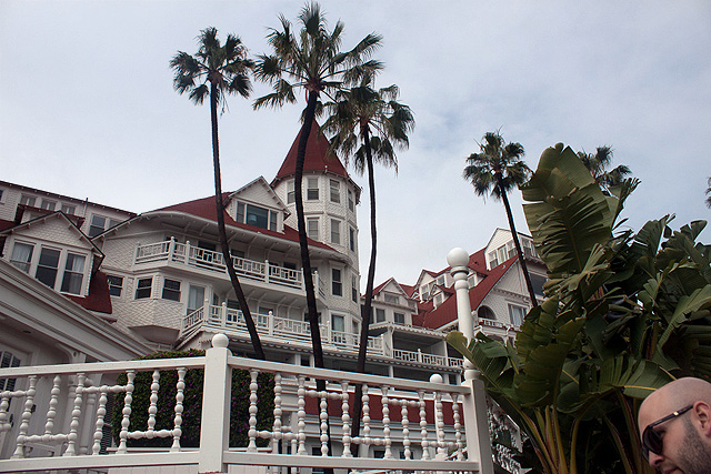 hotel-del-coronado-closeup